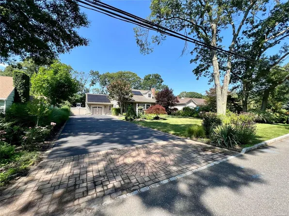 418 Sunrise Avenue, Sayville, NY 11782