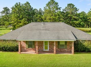 18 Acreage Ln, Picayune, MS 39466