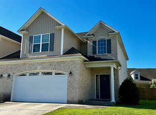 1855 Cambria Dr #B, Greenville, NC 27834