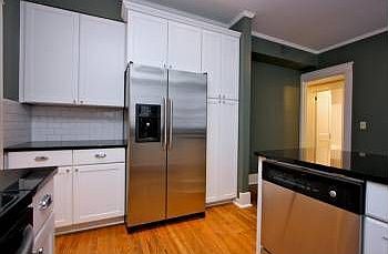4th image of 3810 Whitland Ave APT 4