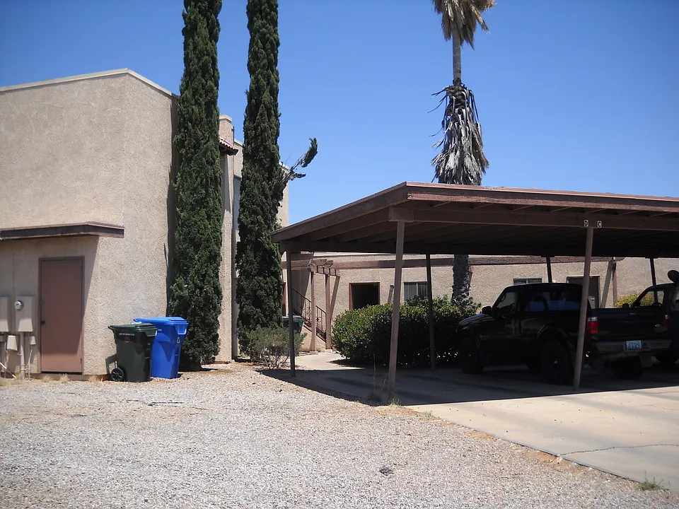 1155 Plaza Maria #B