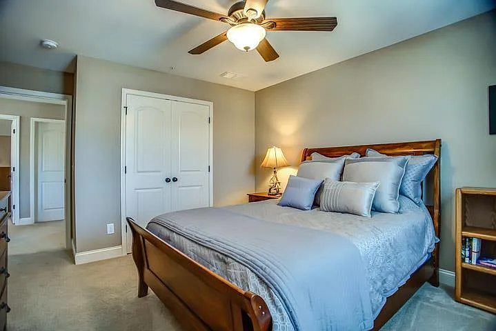 213 Bixby Private Ln — Photo 12