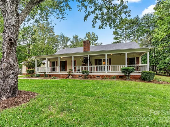 7817 Old Post Rd, Denver, NC 28037