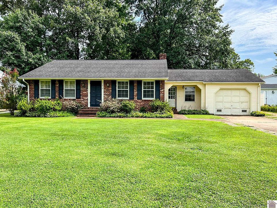1st image of 618 Hillside Dr