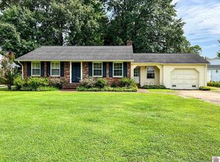 618 Hillside Dr, Mayfield, KY 42066