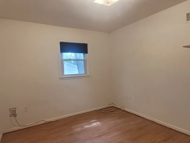 4419 Kentmore Dr — Photo 31