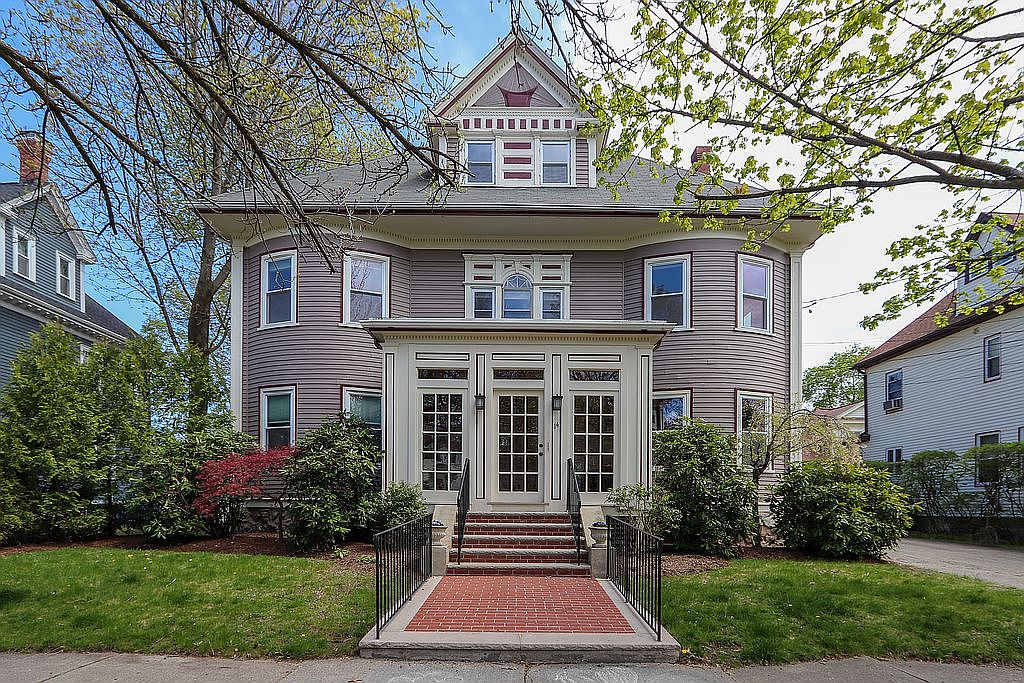 14 Rowe St, Newton, MA 02466 Zillow