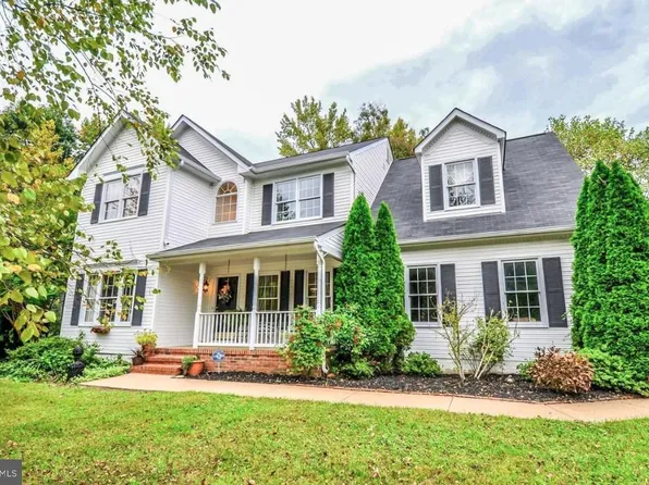 1 Bedford Ct, Fredericksburg, VA 22406