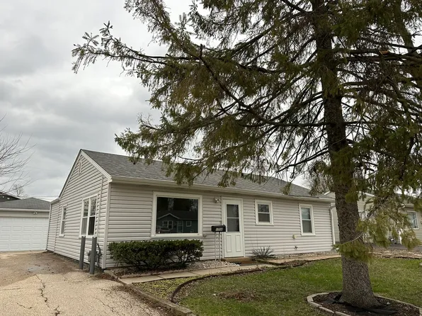 1708 Marlboro Ln, Crest Hill, IL 60403