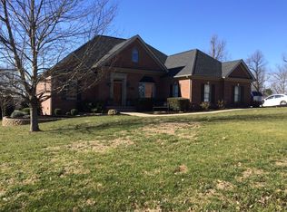 118 Huntington Ridge Dr, Madisonville, KY 42431