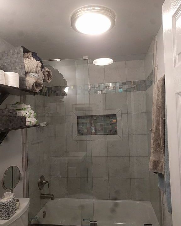 2nd image of 11666 W Victory Rd