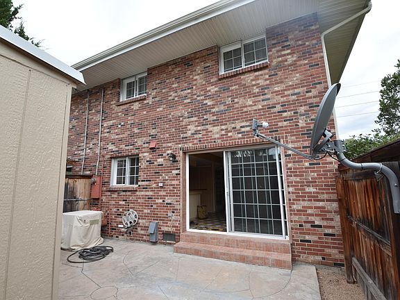 2nd image of 3902 S Yosemite St #1