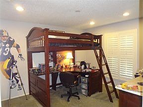 4th image of 5008 Brooks Dr