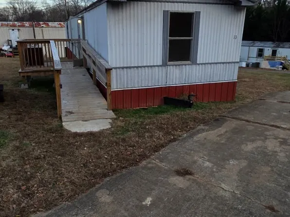 8364 Cedar St, Connelly Springs, NC