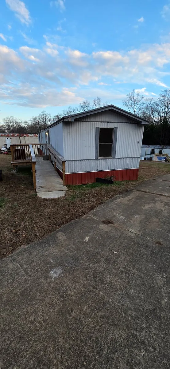 Photo 1 of 17 - 8364 Cedar St #13 - Connelly Springs, NC Primary Photo - 8364 Cedar St #13