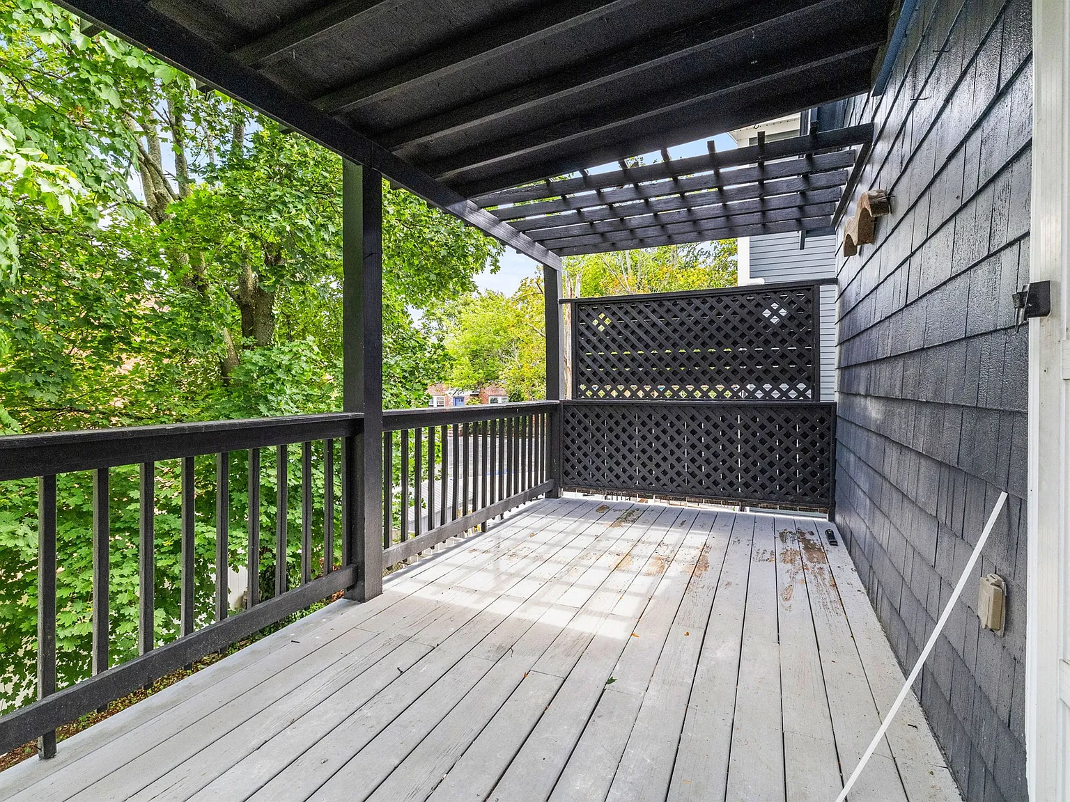 3 bed, 1200 sqft, $3,900 — Photo 4