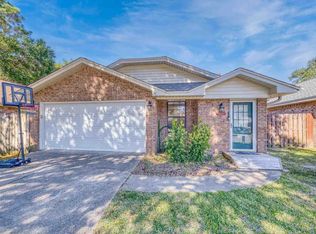 3220 Wythe Cir, Pensacola, FL 32504