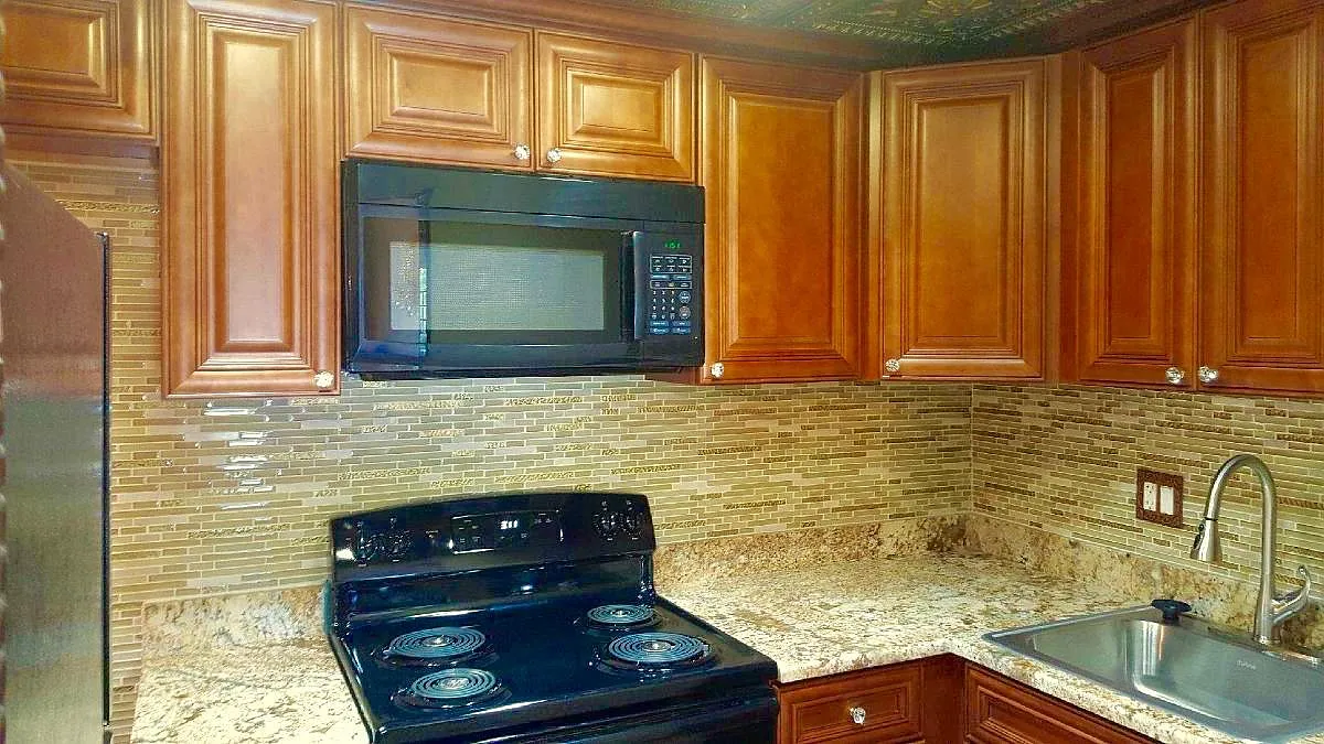 1 bed, 700 sqft, $1,750 — Photo 4