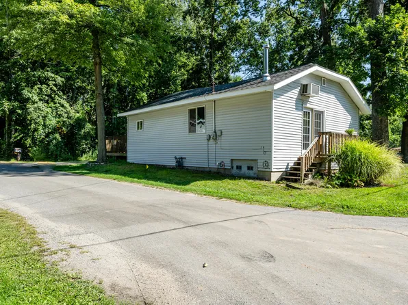 66368 Timmons Rd, Dowagiac, MI 49047