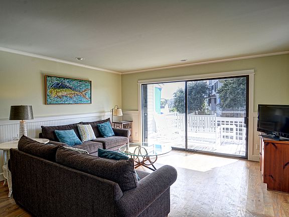 2nd image of 12 W Lookout Harbor Way Unit 12