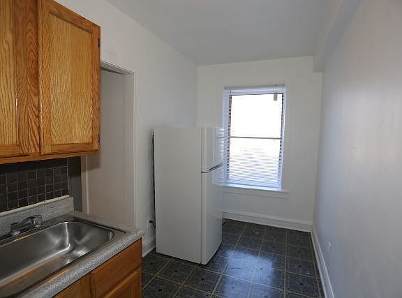 4th image of 4606 N Beacon St APT B1