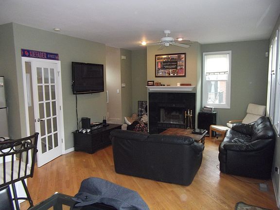 5th image of 1840 W Diversey Pkwy APT E