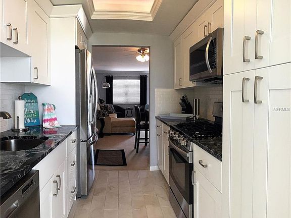 5th image of 1819 Shore Dr S APT 211