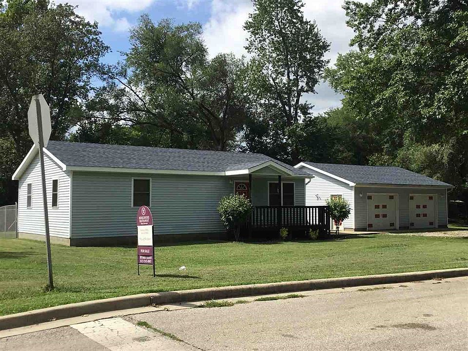 1st image of 1604 N 28th St
