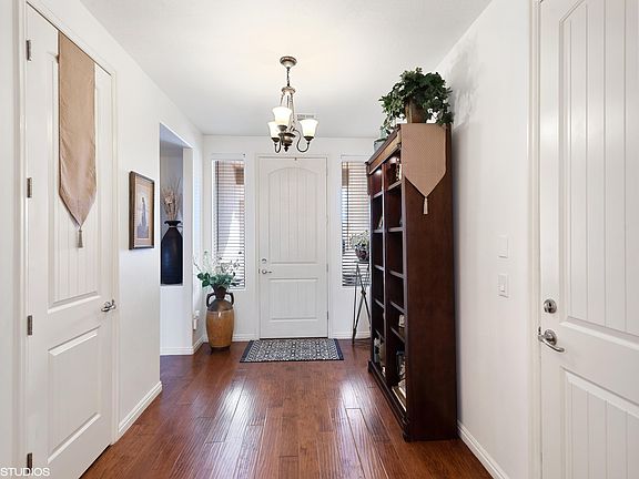 2nd image of 1773 N Summerhill Cir