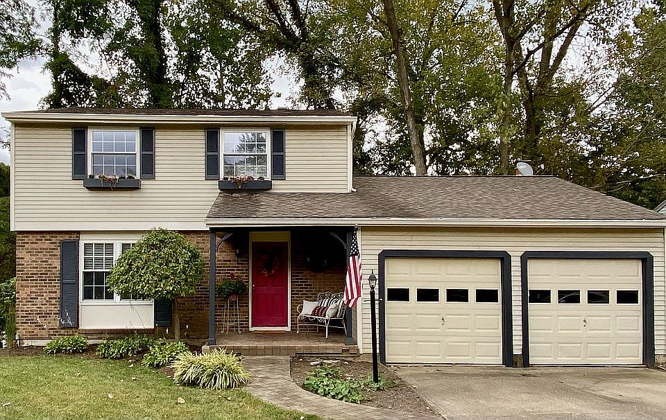 1st image of 940 Bradford Ct