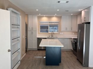 28926 Calle Del Lago APT B, Murrieta, CA 92563