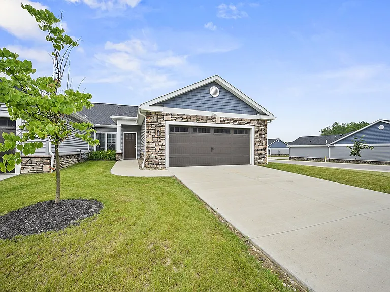 The Villas at Bakers Ridge — Photo 18