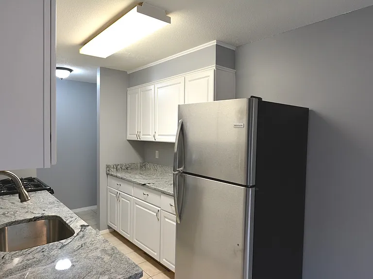 40 Shrewsbury Green Dr #C — Photo 5