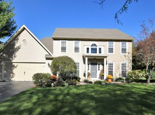 701 Westridge Dr, Aurora, IL 60504