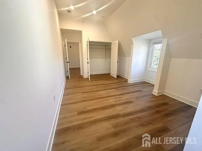 195 Main St #303 — Photo 10