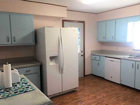 3rd image of 517 9th St