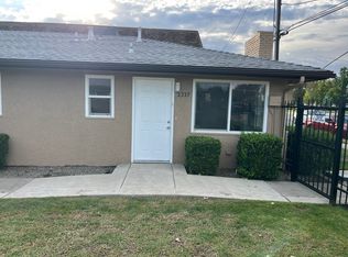 2337 E Shaw Ave, Fresno, CA 93710