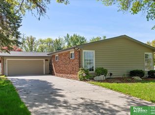 4815 N 113th St, Omaha, NE 68164