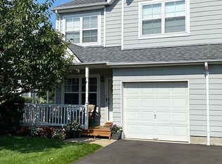 54 Pleasantview Dr, Central Islip, NY 11722
