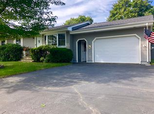 14 Swale Ln, Lewiston, ME 04240