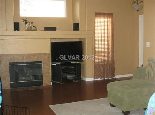 1st image of 654 Gritty Garnet Ave
