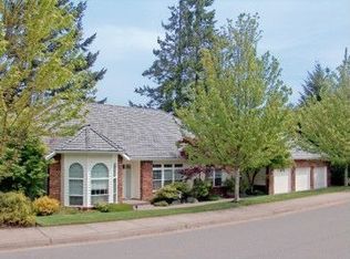 3075 Wintercreek Dr, Eugene, OR 97405