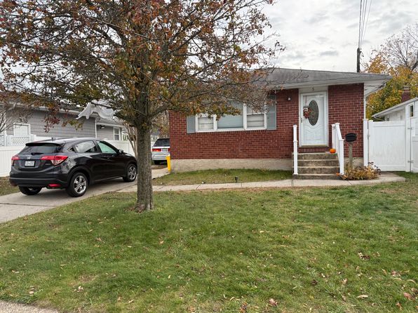 (undisclosed Address)