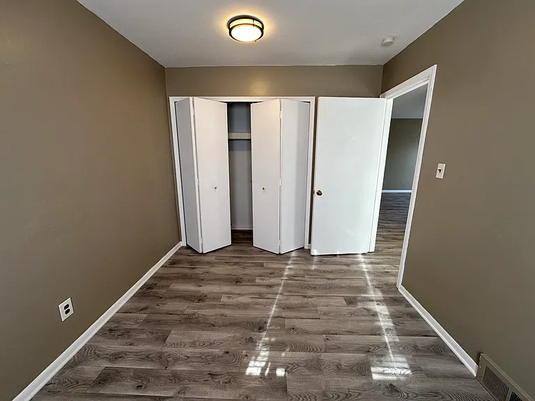 31801 Kelly Rd #32 — Photo 14