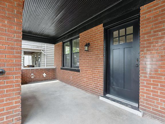 5th image of 5423 Warren Ave