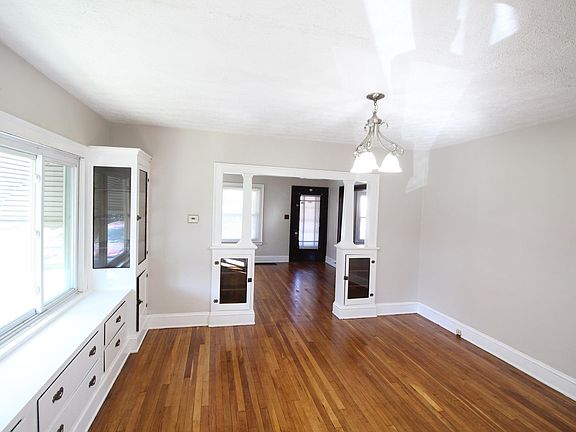 3rd image of 4209 Stickney Ave #U