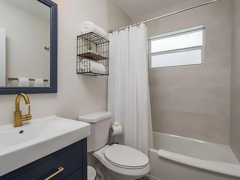 1065 SW 4th Ter #1065 — Photo 8