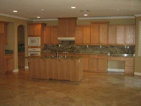 3rd image of 5568 Honor Pkwy