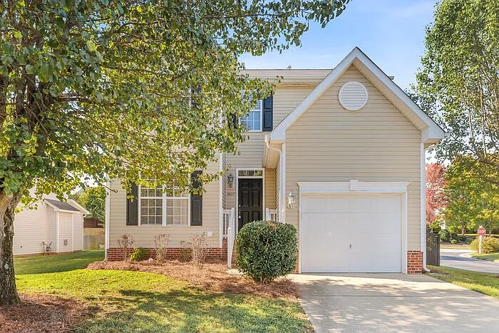 3837 Parkway Vista Dr