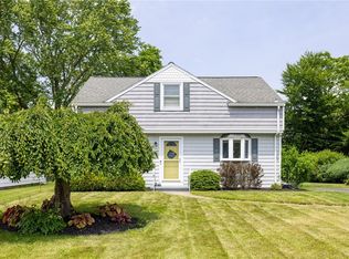 196 Saint Johns Dr, Rochester, NY 14626